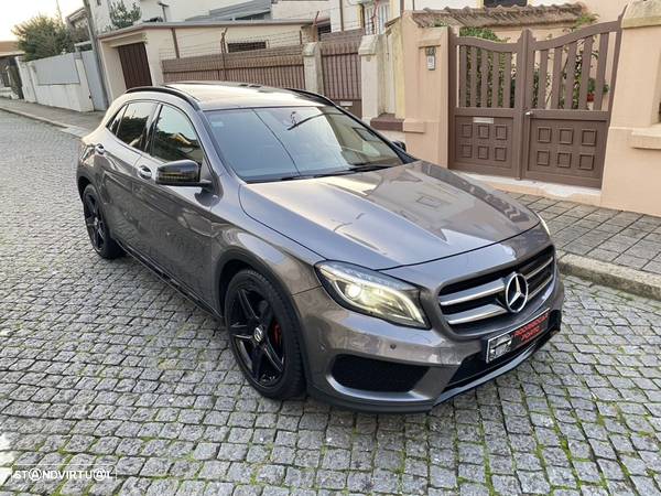 Mercedes-Benz GLA 220 d 4Matic 7G-DCT AMG Line - 1