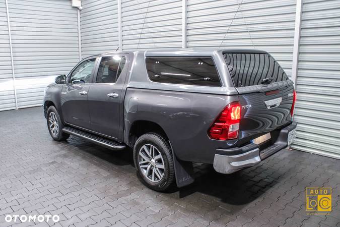 Toyota Hilux 2.4 D-4D Double Cab SR5 4x4 - 4