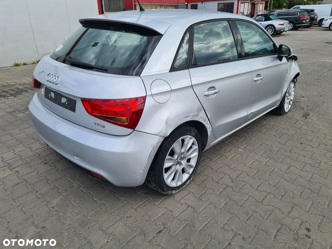 Audi A1 1.4 TFSI CoD Attraction S tronic - 5
