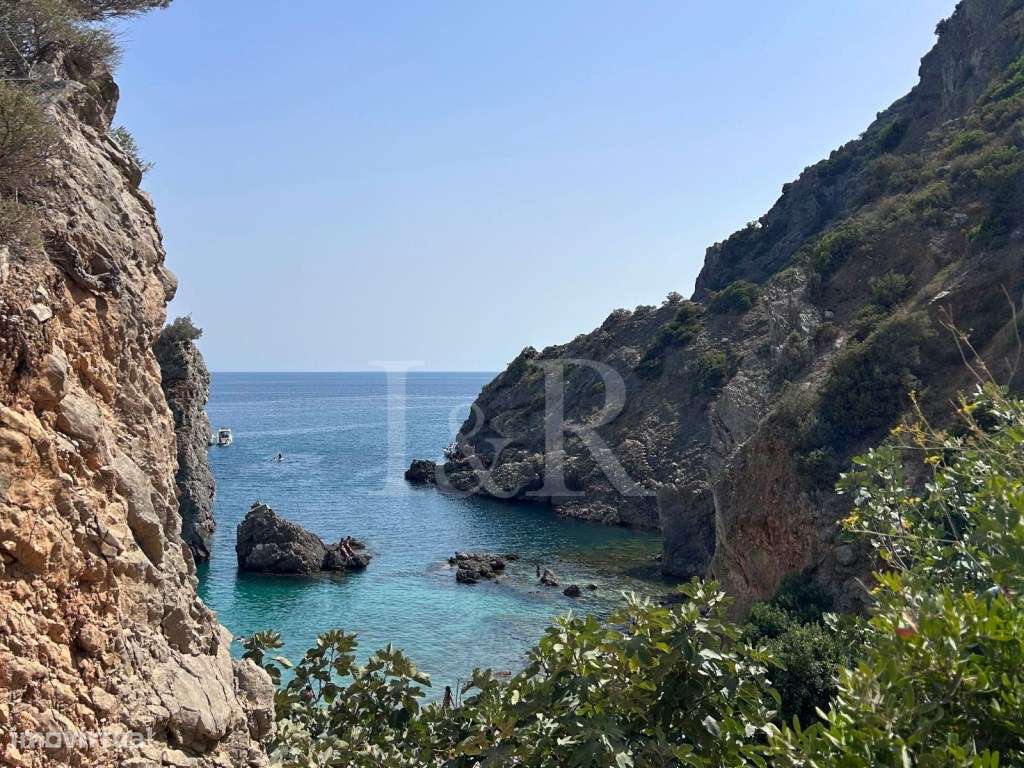 Moradia T3 com jardim e piscina perto das praias de Sesimbra-12