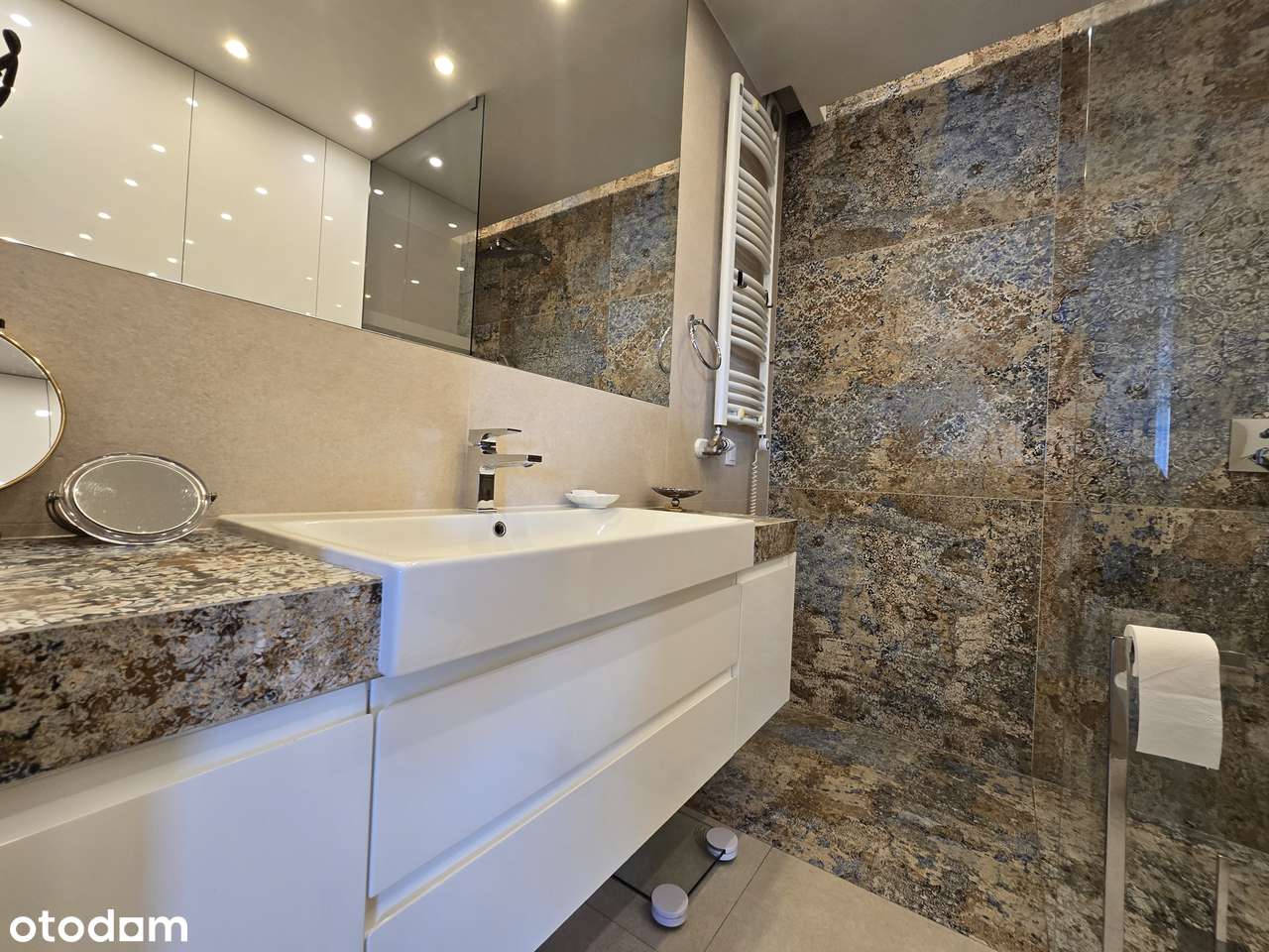 90m2, garaż, miejsce postojowe, 2 tarasy, winda-5