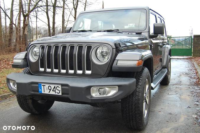 Jeep Wrangler - 4