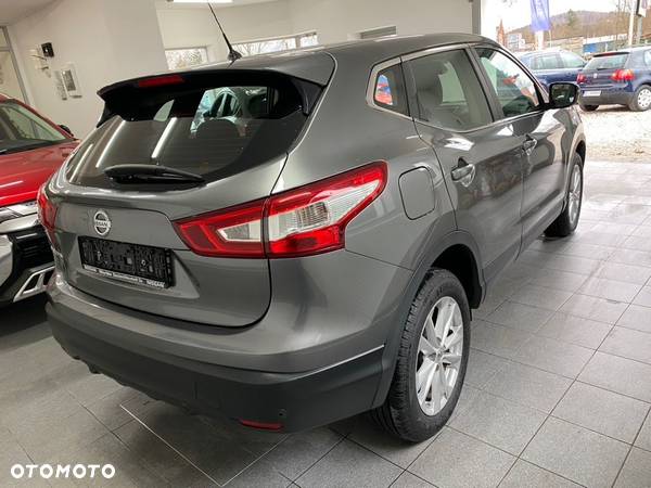 Nissan Qashqai - 4