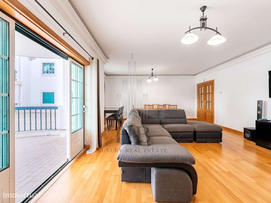 Apartamento T4 em Condomínio Privado com Piscina | Alcabideche | Ca...-18