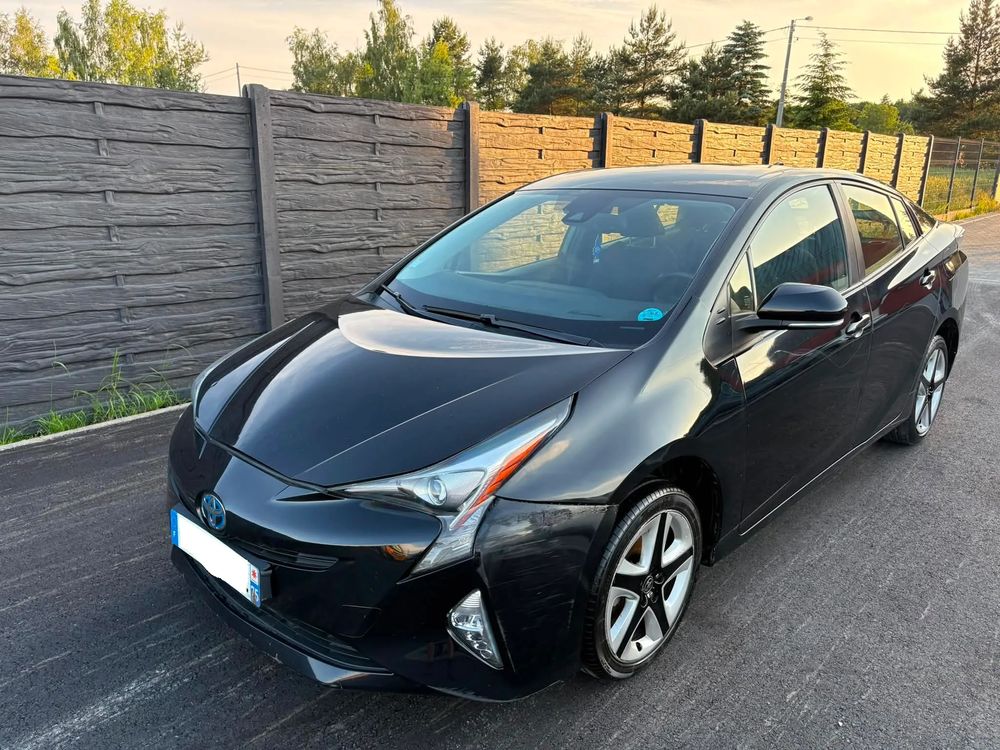 Toyota Prius IV Hybrid 2017