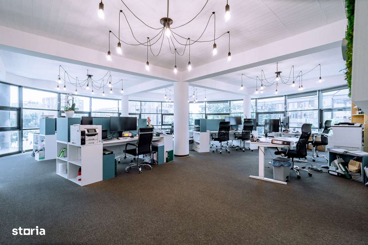 Clădire modernă mixtă – birouri și spații comerciale, ORADEA - Imagine principală: 4/20