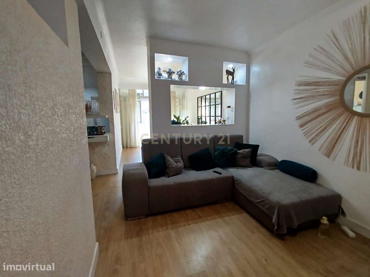 Apartamento T3 Renovado com Suíte, Varanda Fechada – Monte da Caparica - Grande imagem: 4/38