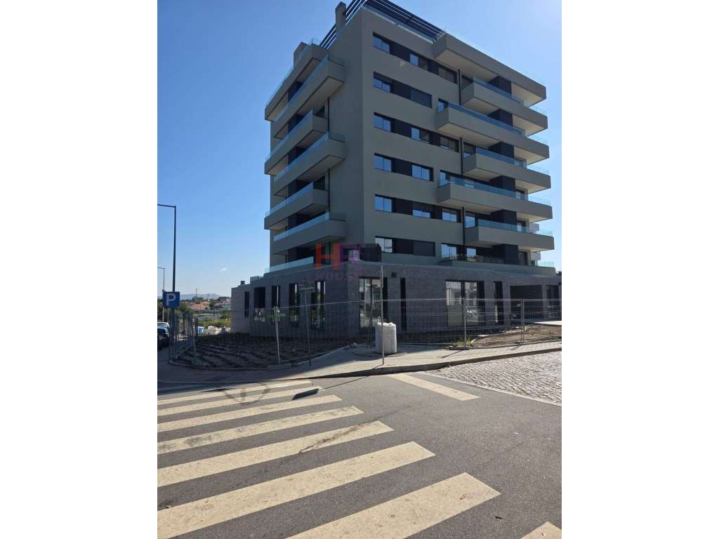 Arrenda-se T1 Parque Lavandeira - Edifício Green Terrace, com lugar... - Grande imagem: 4/4