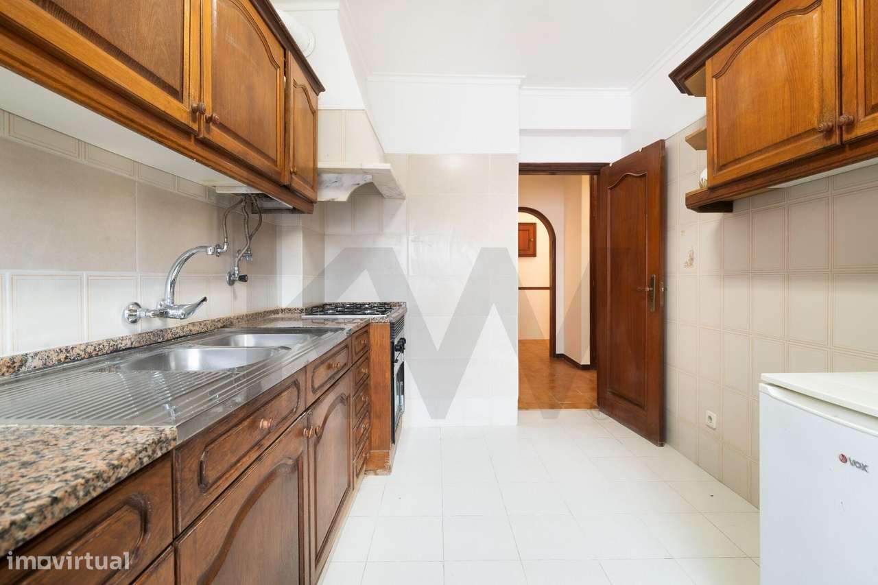 Arrendamento de apartamento T2, Sassoeiros - Carcavelos e Parede - Grande imagem: 4/23