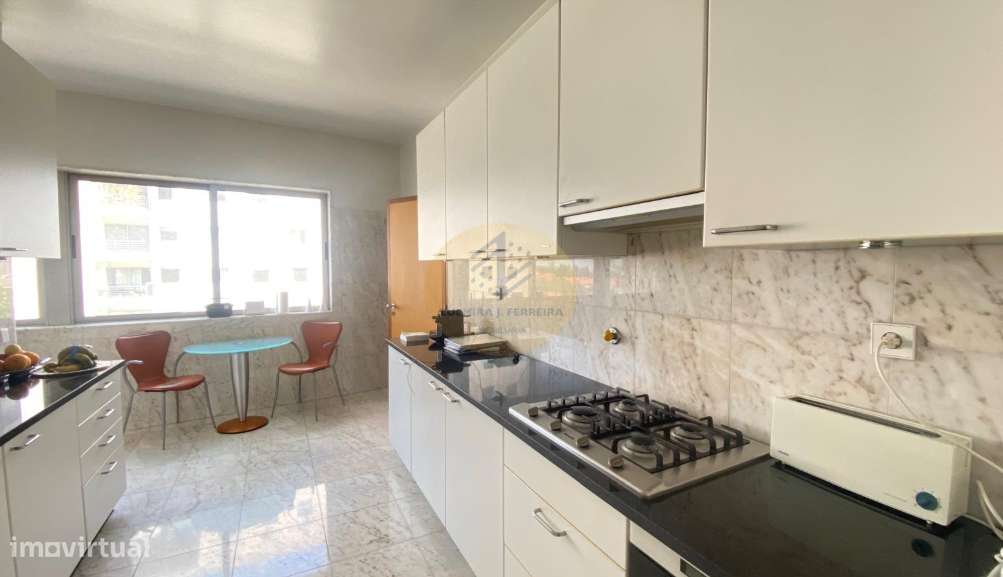 Apartamento T5+1 Boavista/ Aviz- Porto-8