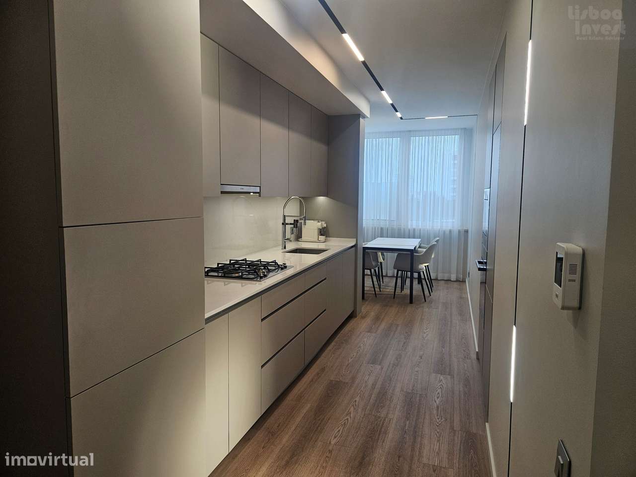 Vendo T2 Completamente remodelado Cascais-18