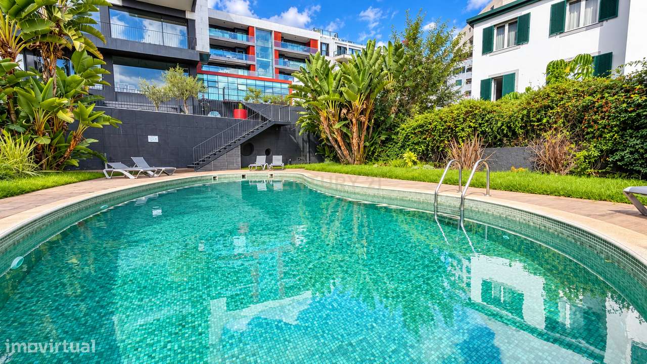 Luxury Property - Apartamento T3 no Edifício Astrolab – Vista Mar, Pis-24