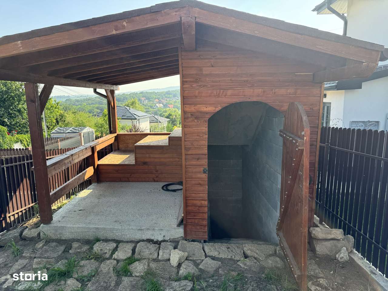 BECI! ASFALT! CANALIZARE! Încălz în pard! Vila 4 camere Bucium-Barnova - Imagine principală: 2/12