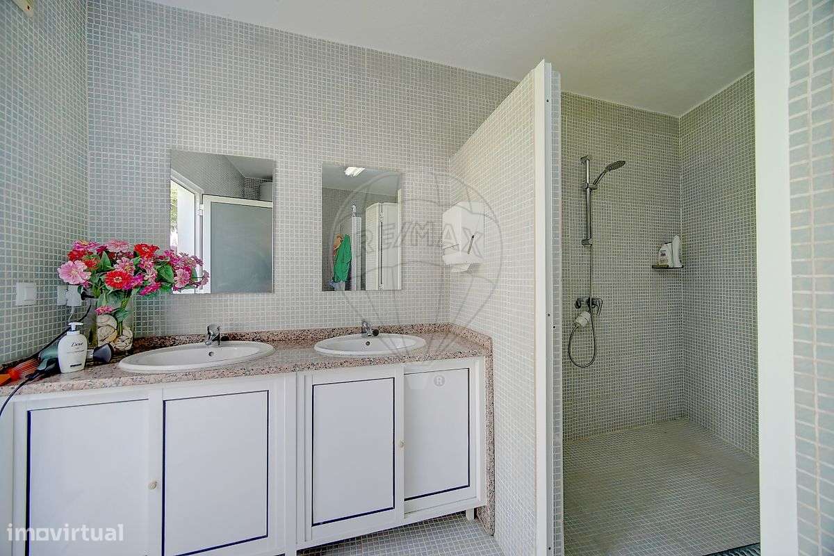 Moradia T5 para venda-35