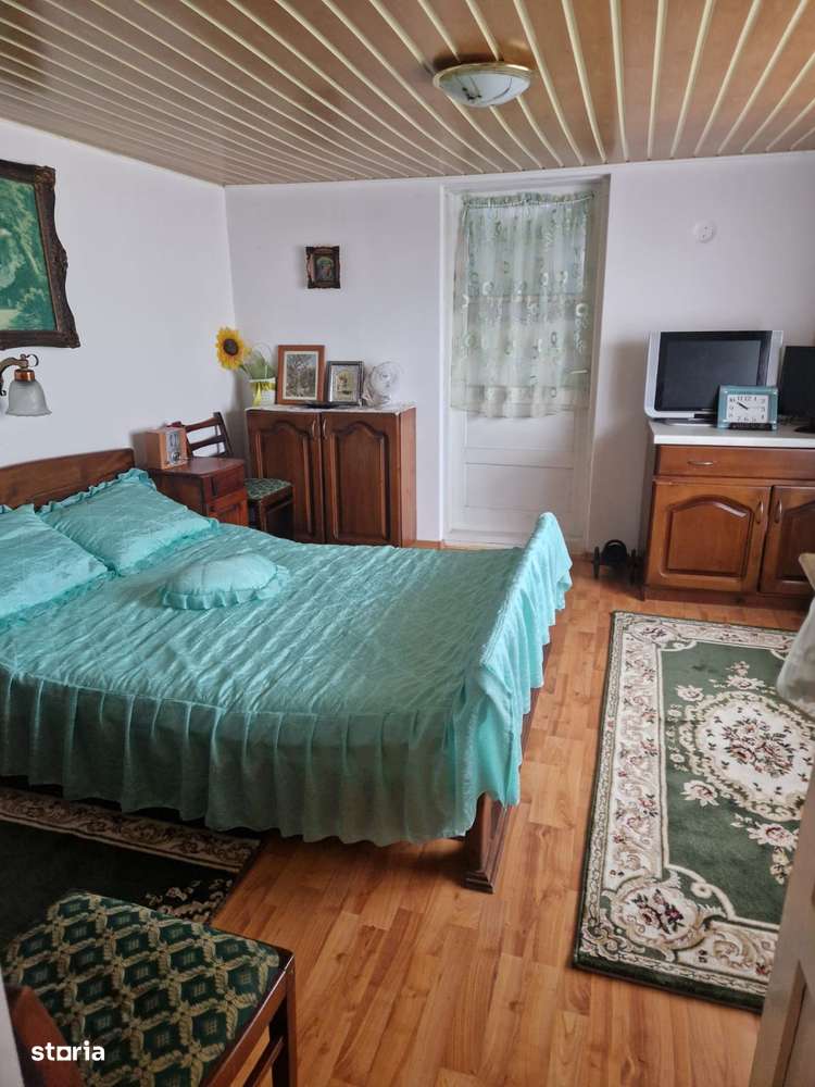 Casa P+M in Cucorani , 1000 mp teren-3