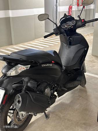 Piaggio Beverly - 4