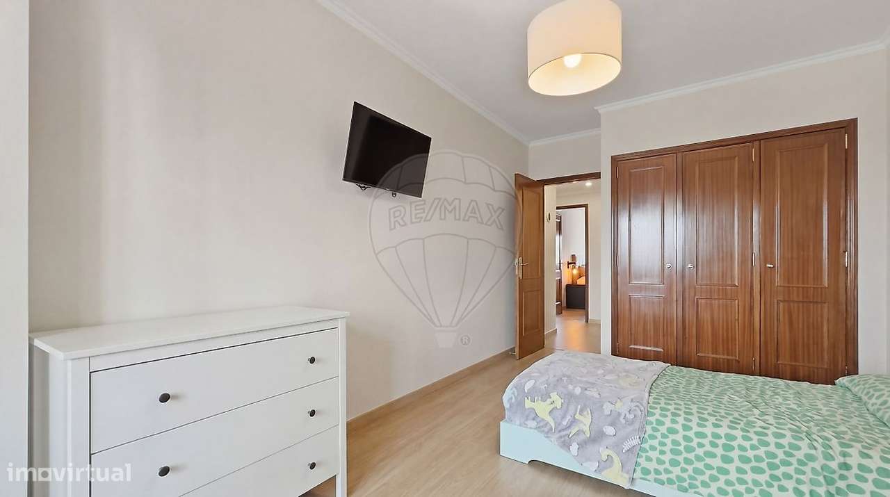 Apartamento T3 à venda em Sintra-13