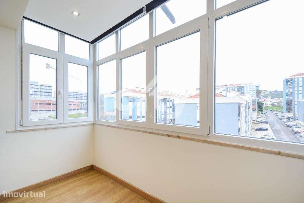 Apartamento T2 Remodelado Arroja junto às Colinas do Cruzeiro - Grande imagem: 2/26