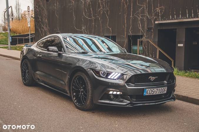 Ford Mustang - 15