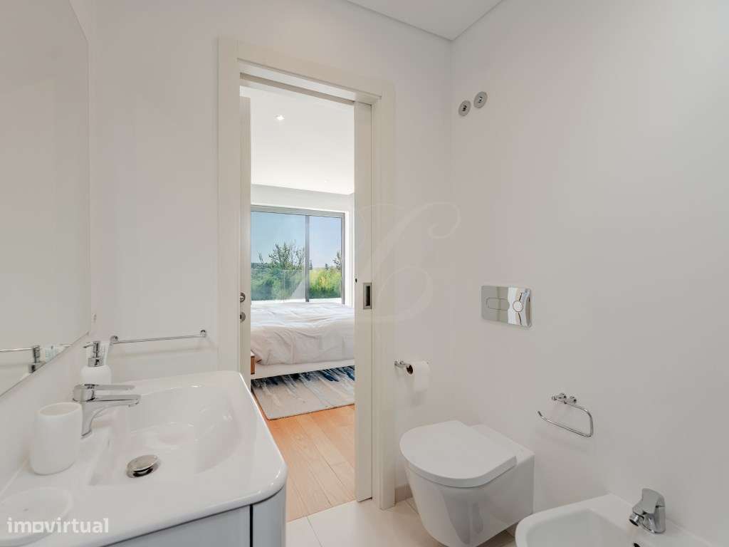 Moradia T8 c/Piscina | Queijas-30