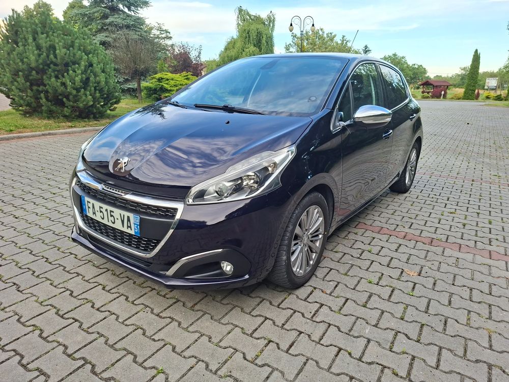 Peugeot 208 I PureTech 110 Stop & Start Allure 2018