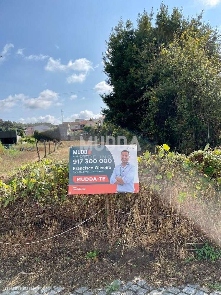 Terreno urbanizável em Lourosa com 1130 mts - Grande imagem: 3/5