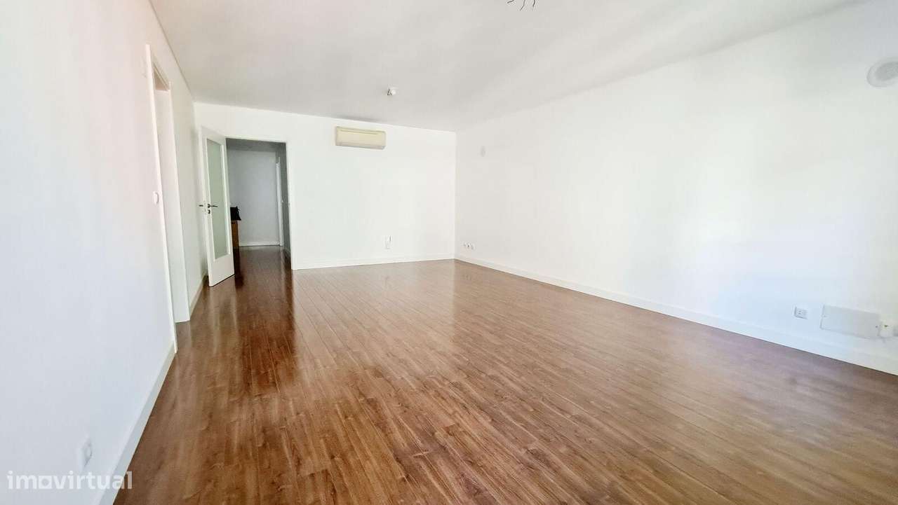 Apartamento T2 novo, Centro Cascais, Cascais - Grande imagem: 2/21