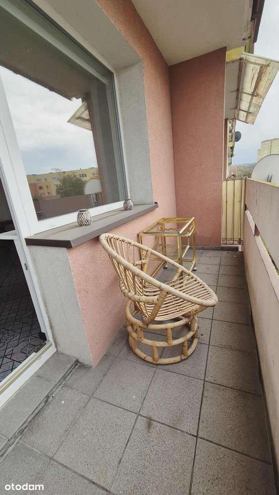 Przytulne 3 pokojowe mieszkanie z balkonem. 2 piętro!-8