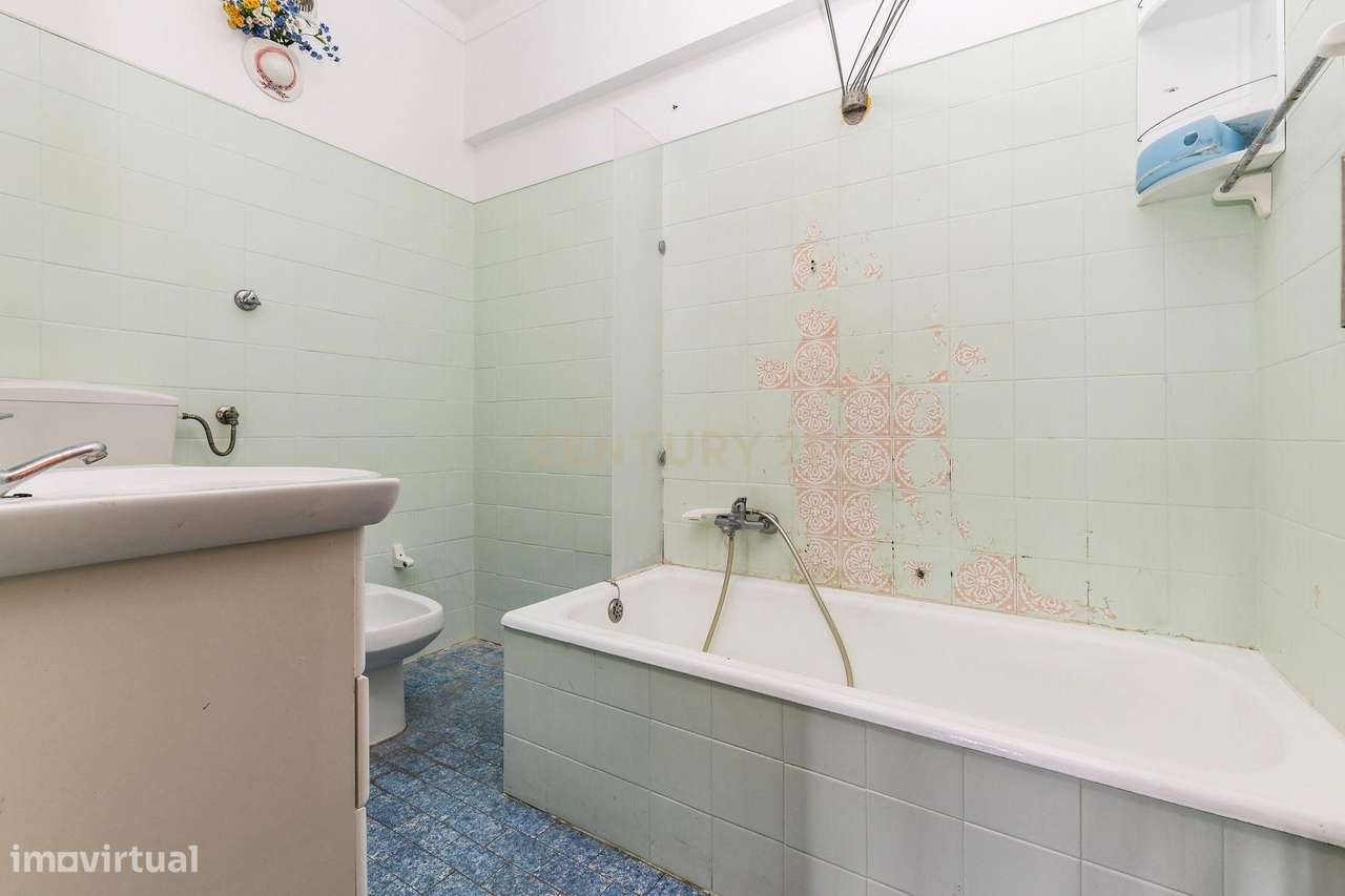 Apartamento T3 com Vista Panorâmica em Almada - Grande imagem: 5/34