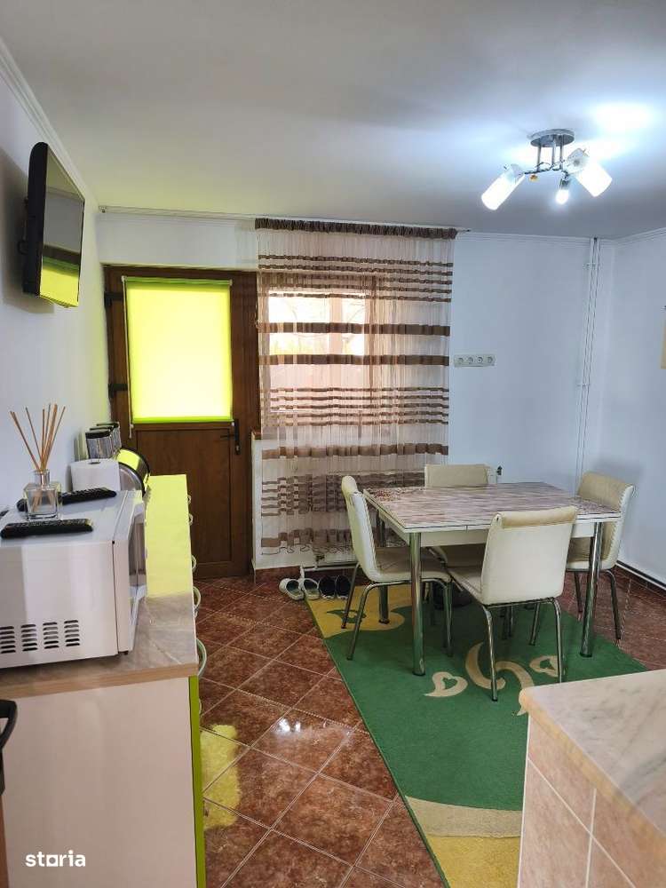 Casă de vânzare/ Vlădești Priporu-12