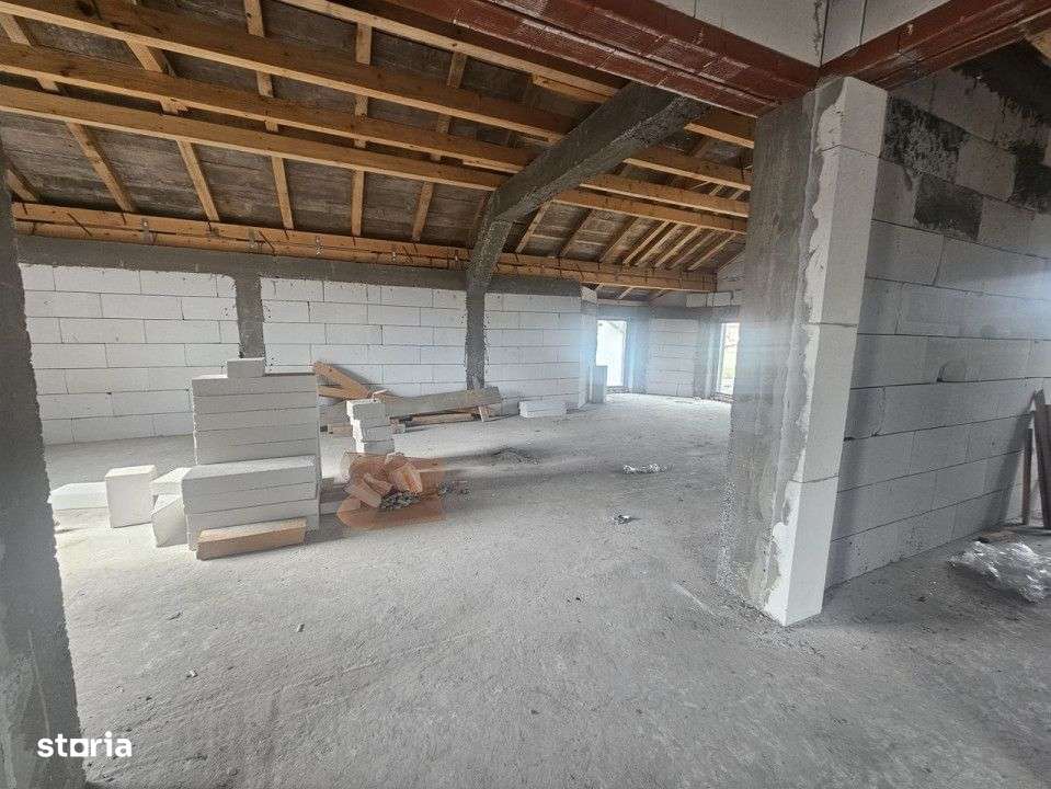 CASA DE VANZARE | VALU LUI  TRAIAN | TEREN CONCESIUNE - Imagine principală: 5/9