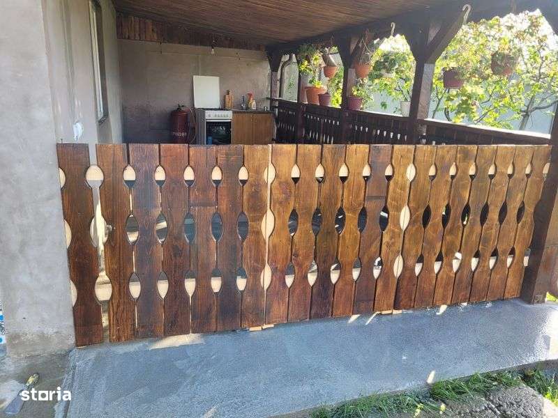 Teren 500m² împrejmuit cu gard - Imagine principală: 4/8