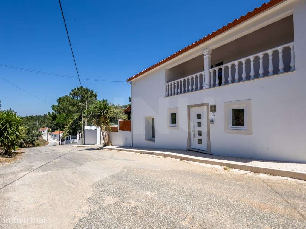 Moradia totalmente remodelada T6 com piscina + Anexo T1, para venda... - Grande imagem: 5/60