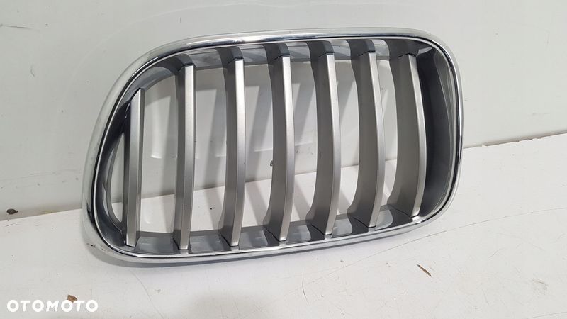 BMW X3 F25 LIFT GRILL ATRAPA NERK LEWA ORGINAL - 1