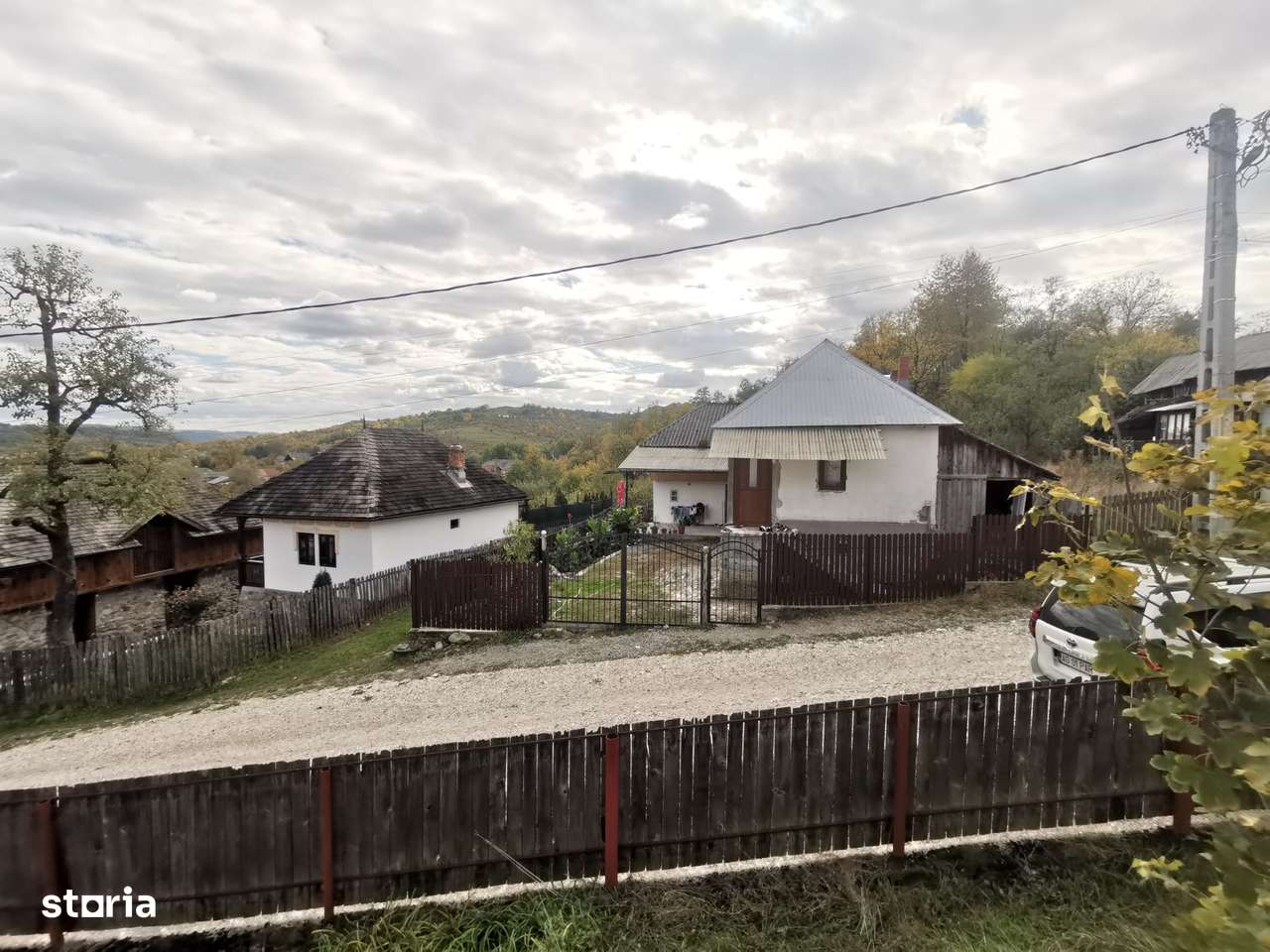 Casa batraneasca Aninoasa/ Arges, teren 1.200 mp-3