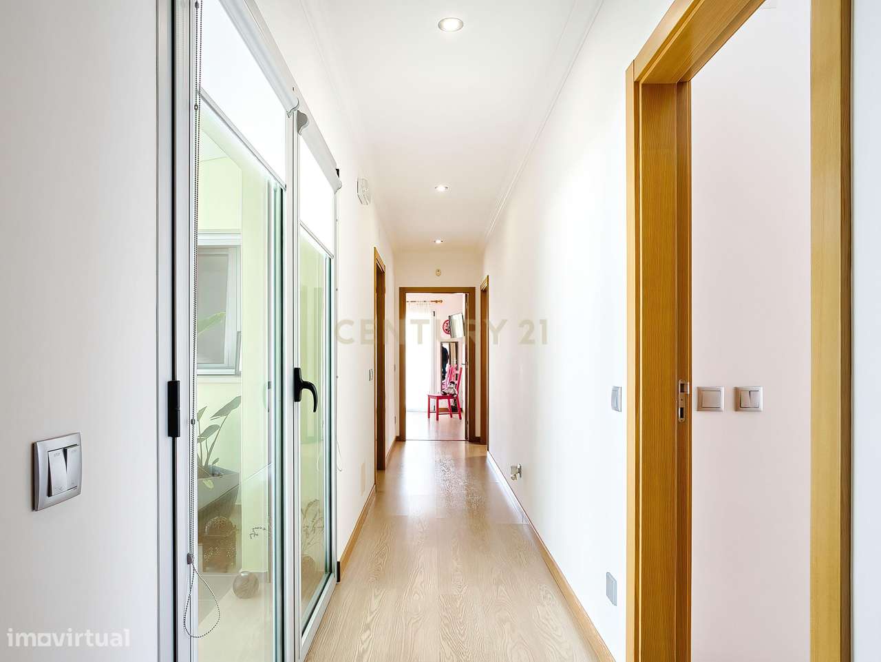 Moradia T4  como nova com Piscina  e vista serra dos Candeiros-14