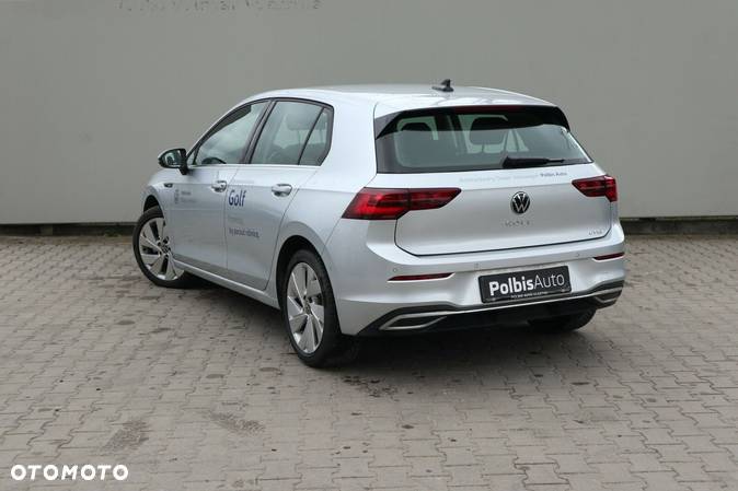 Volkswagen Golf VIII 1.5 eTSI EVO Style DSG - 4