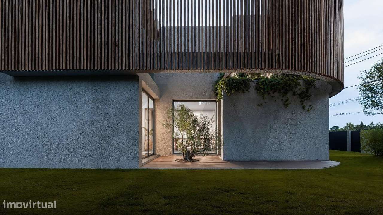 Exclusividade e Design no Alto da Costa, Parede – Moradia T3 com Pisci - Grande imagem: 4/5