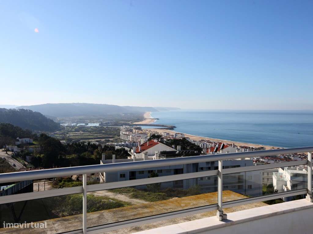 Penthouse T2 com vista panorâmica de mar e terraço privado em condo...-33