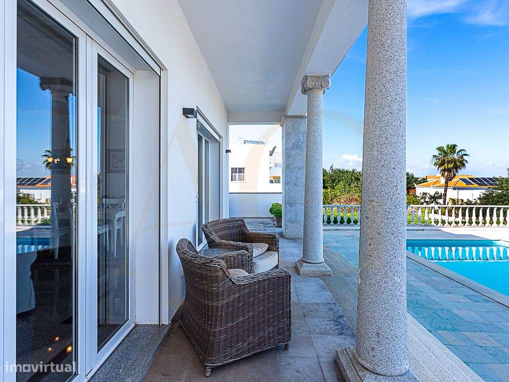 Moradia Exclusiva T4 com Vista Mar e Cidade em Tavira-32