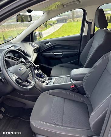 Ford Kuga 1.5 EcoBoost 2x4 Cool & Connect - 8