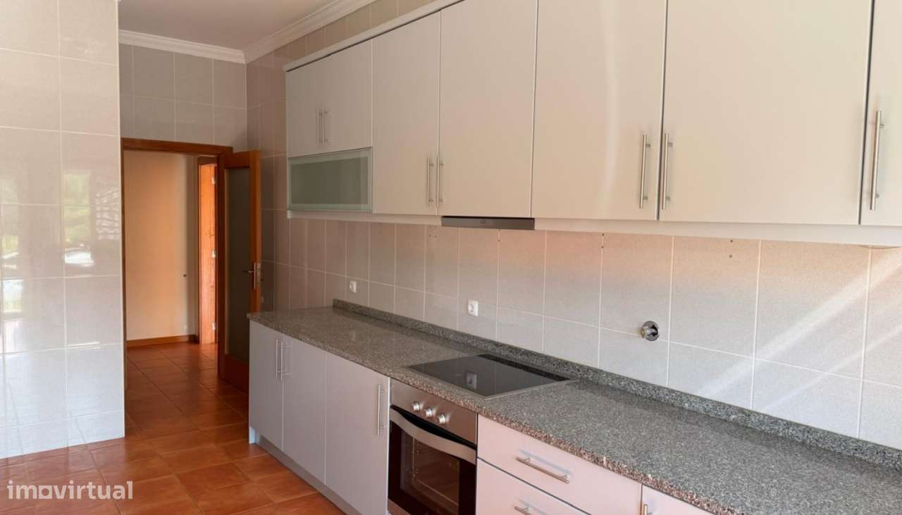 Venda Apartamento T3, Vila Boa do Bispo, Marco de Canaveses - Grande imagem: 2/22