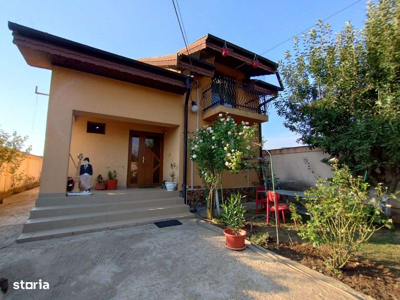 Casă Cârcea (zonă Pelendava) - Imagine principală: 2/13