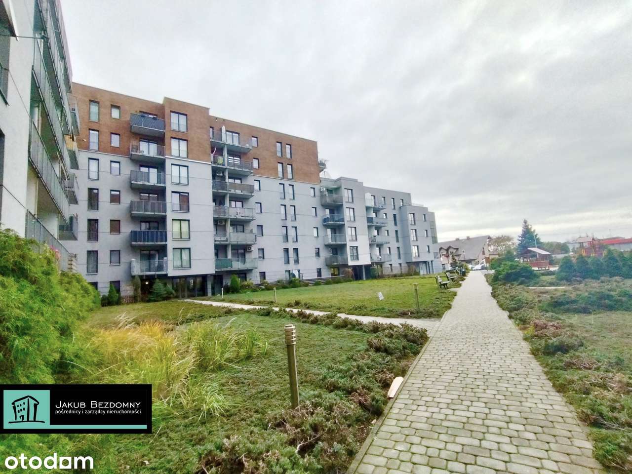 Piekielnie Przytulne - Dwupokojowe z komórką i parkingiem na Płaszowie-10