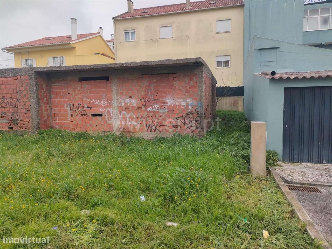 Terreno com 293m² de área total, Casal de Cambra-3