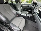 BMW Seria 3 320d Luxury Line sport - 24