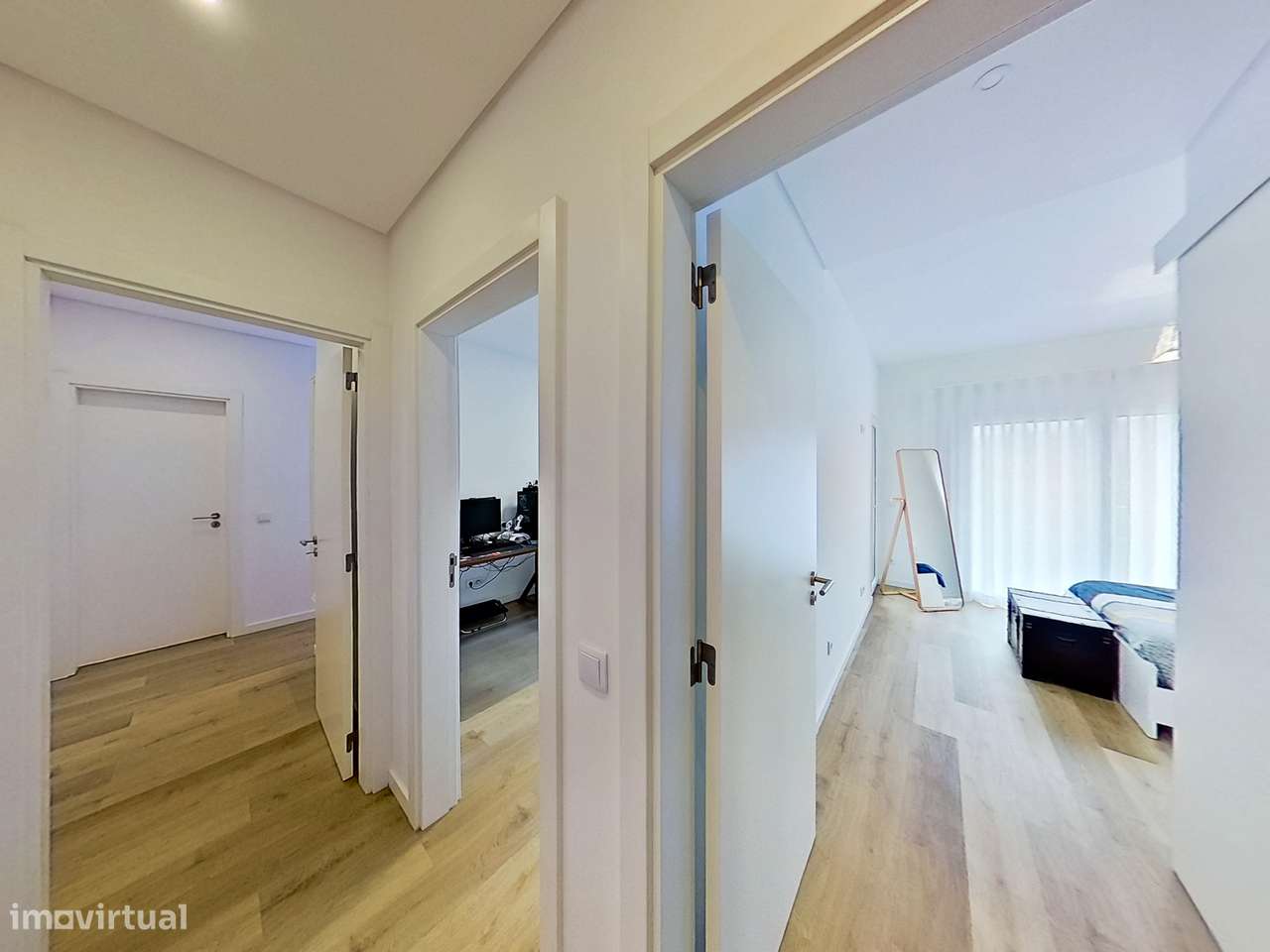 T-3 NOVO PRONTO A HABITAR, COM 2 SUÍTES, 2 VARANDAS, RESERVADO !-26