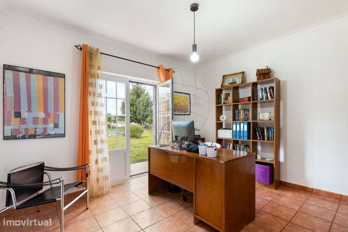 Moradia T8 para venda-19