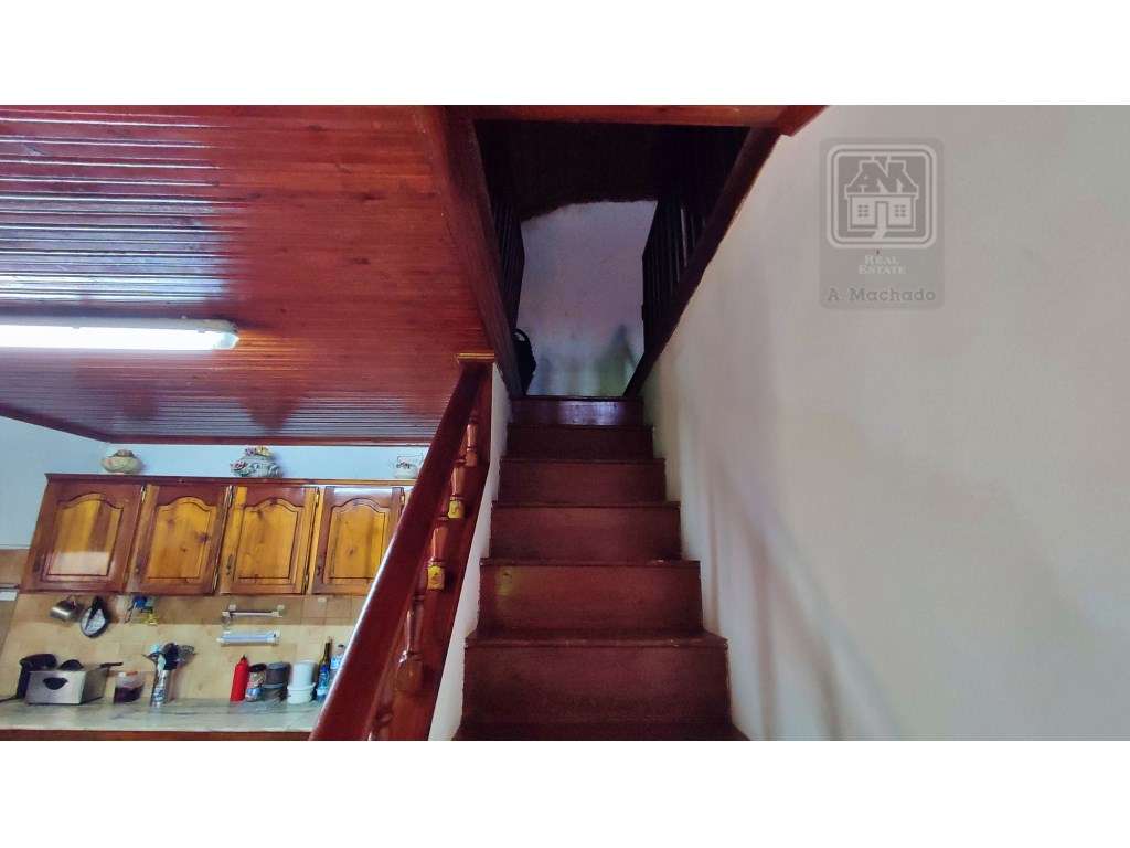 VENDA de CASA - MORADIA com Jardim, Entrada Lateral e Quintal - Fen...-32