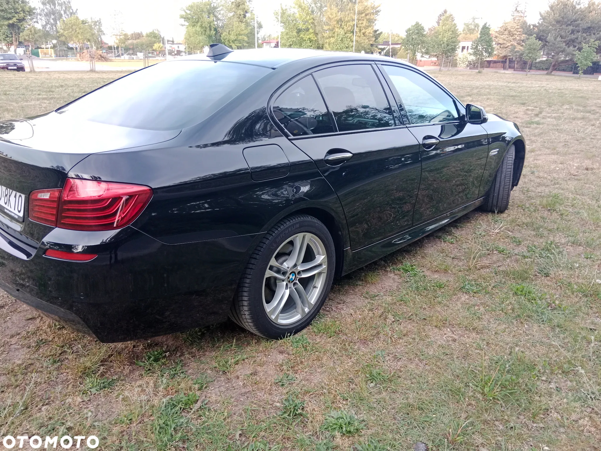 BMW Seria 5 520d xDrive - 11